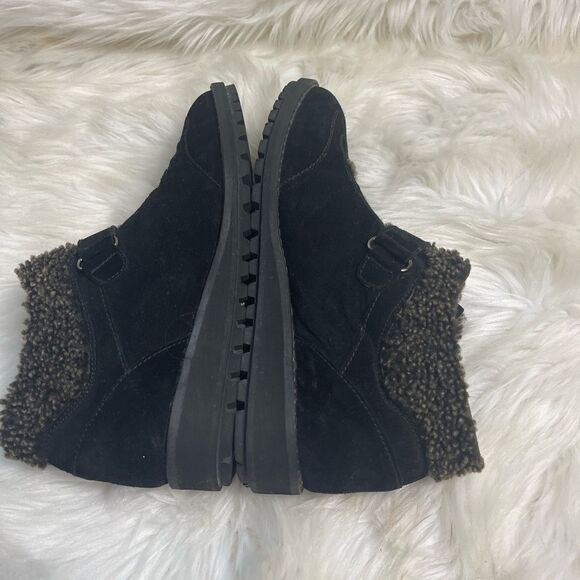 Stuart Weitzman Leather Black Suede ankle Boots with brown faux fur trim SZ7 - Picture 6 of 9